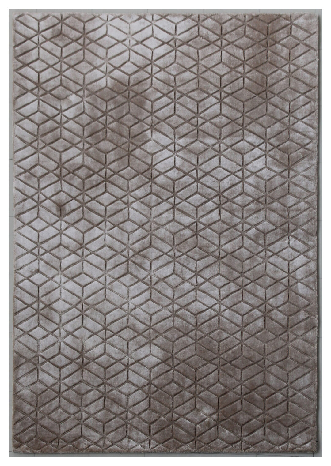 100% Bamboo Silk | Geometric Beige Color Hand-tufted Rug - RC107