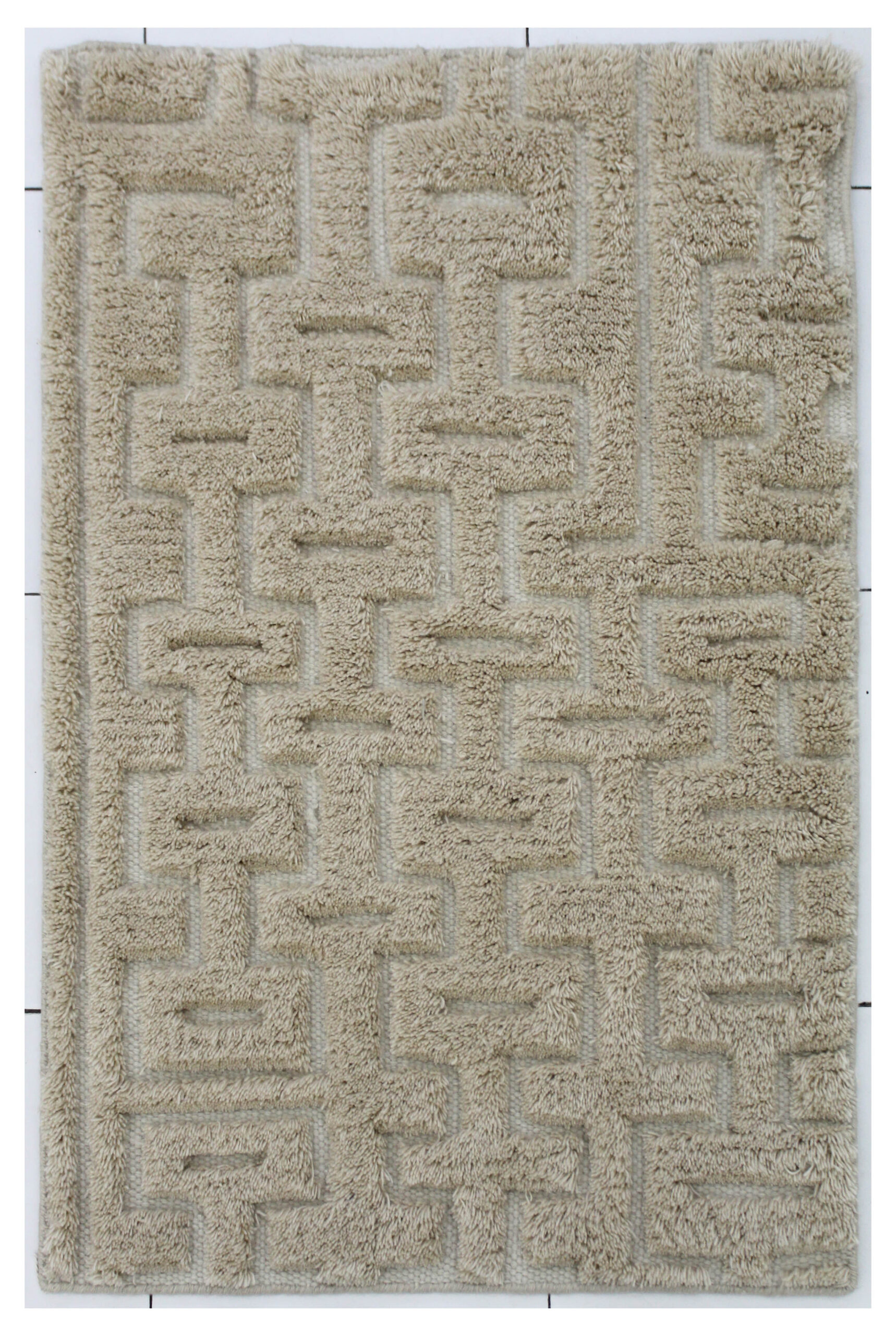 ST-073